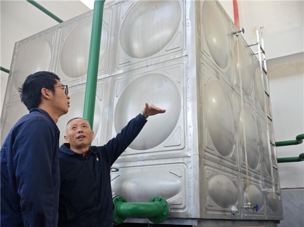 薛应文：四十年驭汽控水为复烤保驾护航(图2)