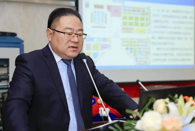 引消费风潮 促经济发展  “2023襄阳国际汽车展览会”通气会正式召开(图4)