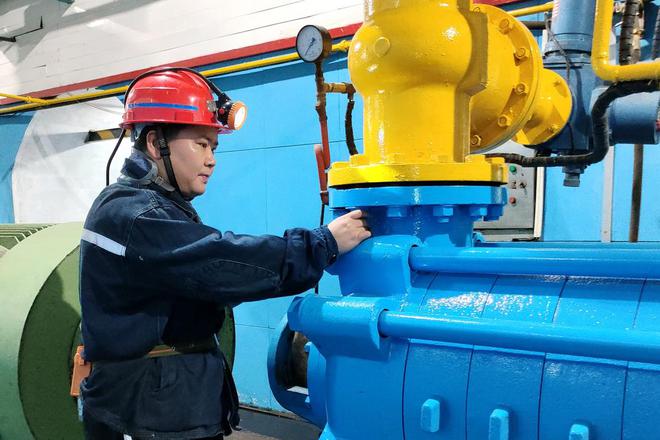 山东能源滨湖煤矿刘太玉：以过硬本领打造高质量运转区队(图1)