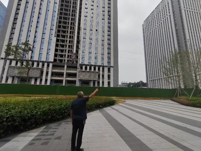 层层监管下拖欠农民工工资数千万元：成都双发天禧中心破产调查(图1)
